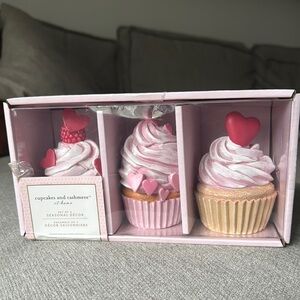 cupcakes & cashmere Pink and White Bath Soak Trio